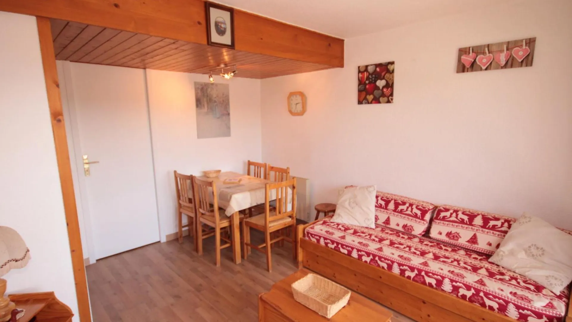 Studio Cabine 4 Pers, Plein Sud, Les Saisies - Fr-1-293-146 0*,  프랑스