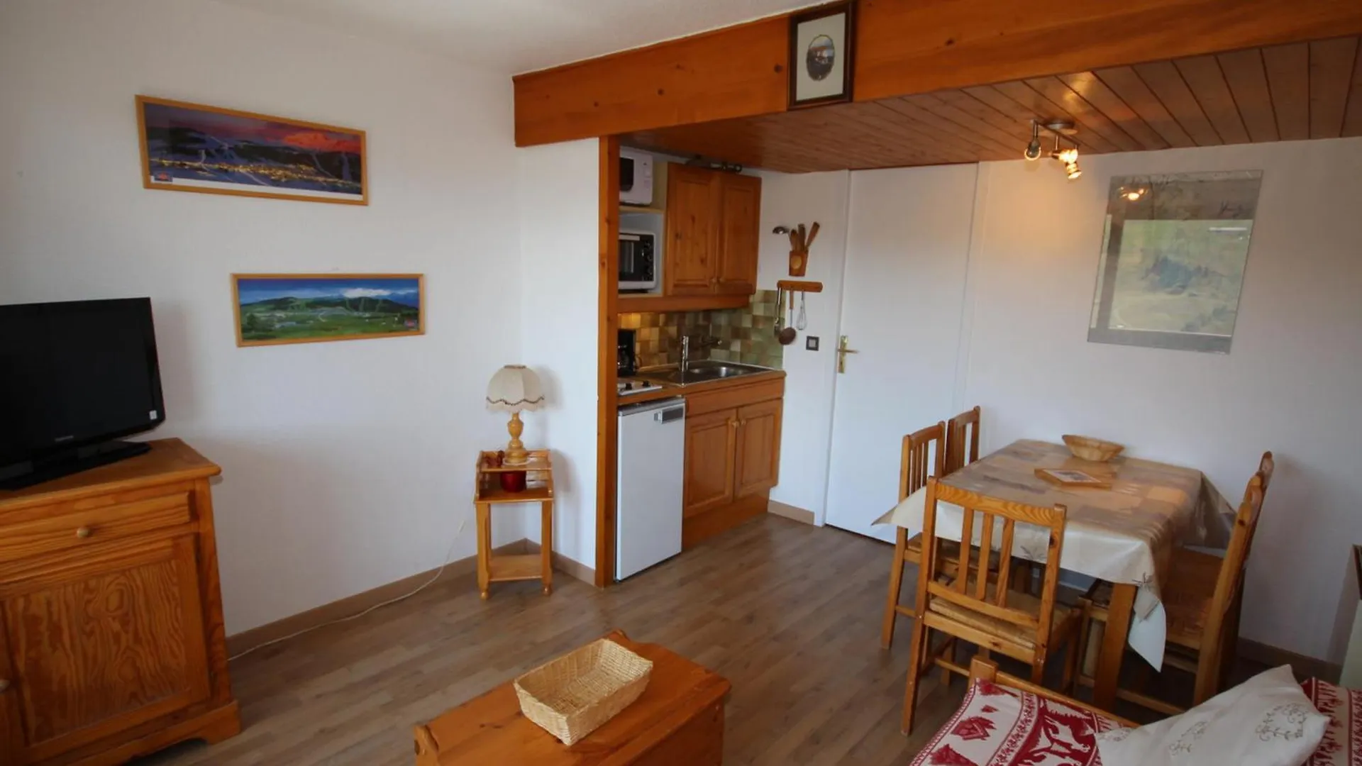Studio Cabine 4 Pers, Plein Sud, Les Saisies - Fr-1-293-146
