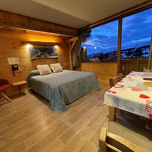 2* Aparthotel Le Very